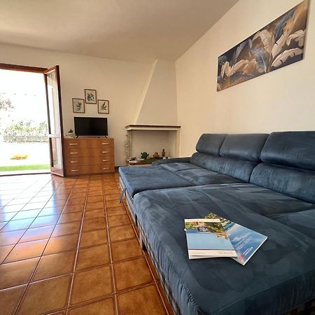 Private Apartment With Garden Cannigione Dış mekan fotoğraf