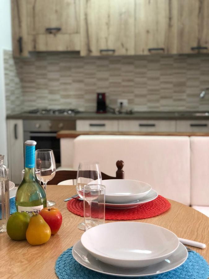 Private Apartment With Garden Cannigione Dış mekan fotoğraf